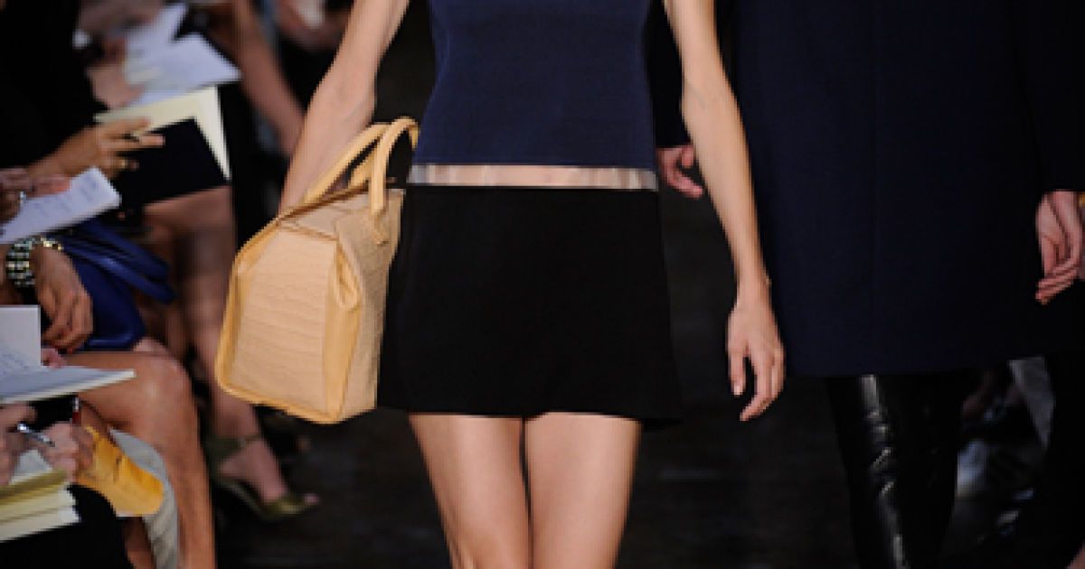 Ексклюзивна капсульна колекція міні-суконь Net-A-Porter від Victoria Beckham сезону spring/summer 2012