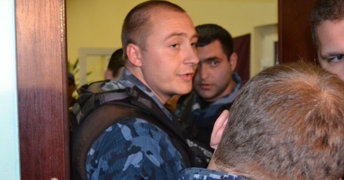 Афганці заблокували міліціонерів і податківців у своєму офісі / © Прес-служба ВГО "КУПР"