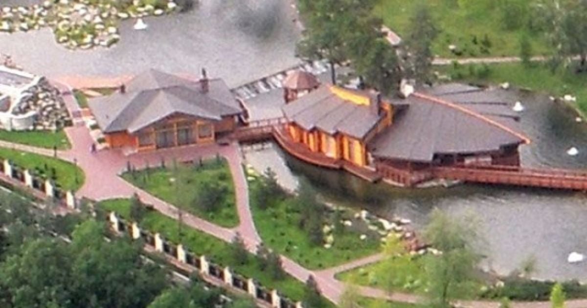 Резиденція Віктора Януковича "Межигір'я"