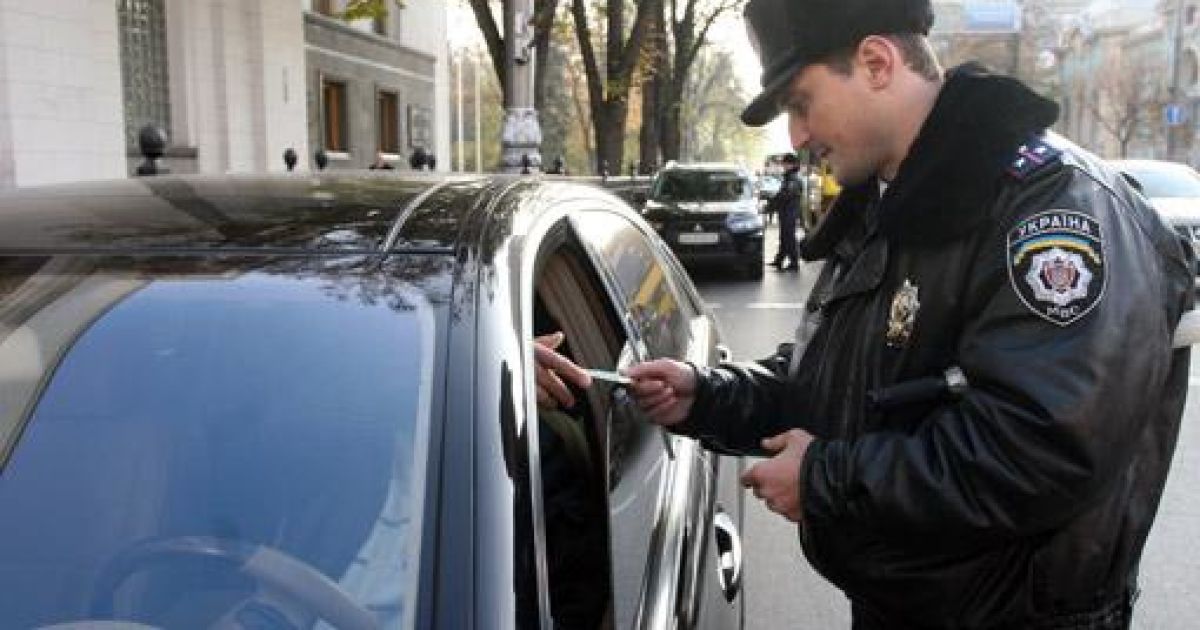 Під Радою не оштрафували жодного порушника