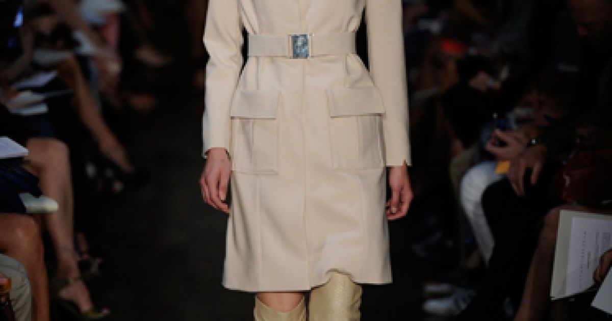 Ексклюзивна капсульна колекція міні-суконь Net-A-Porter від Victoria Beckham сезону spring/summer 2012