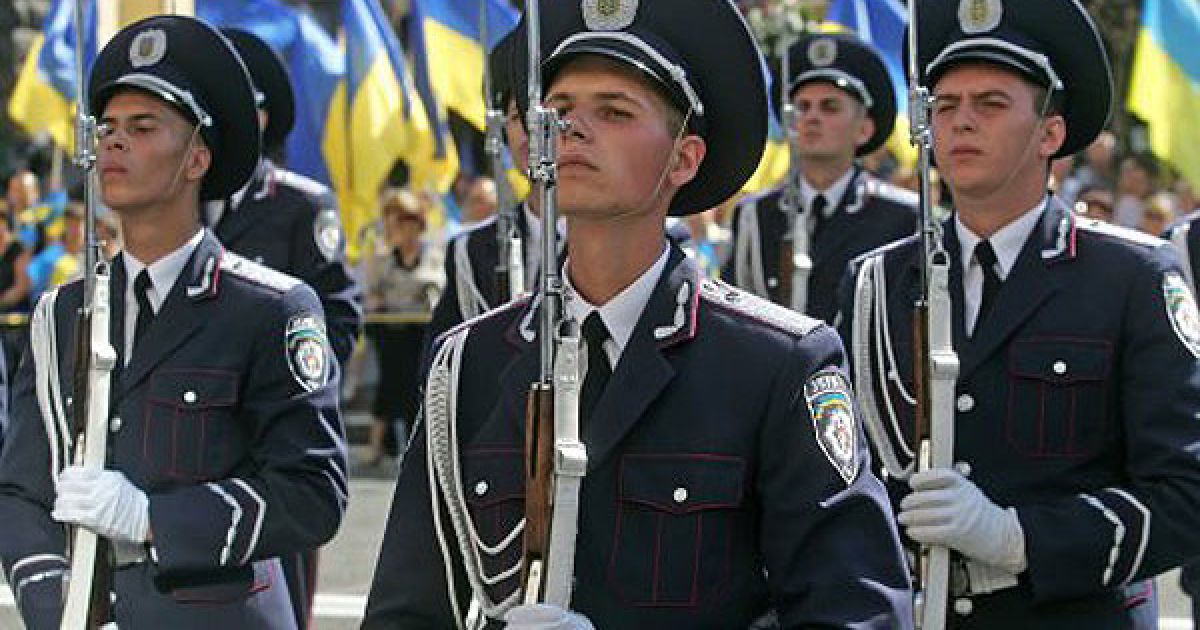 Урочиста церемонія підняття Державного Прапора України відбулась біля столичної мерії. / © УНІАН