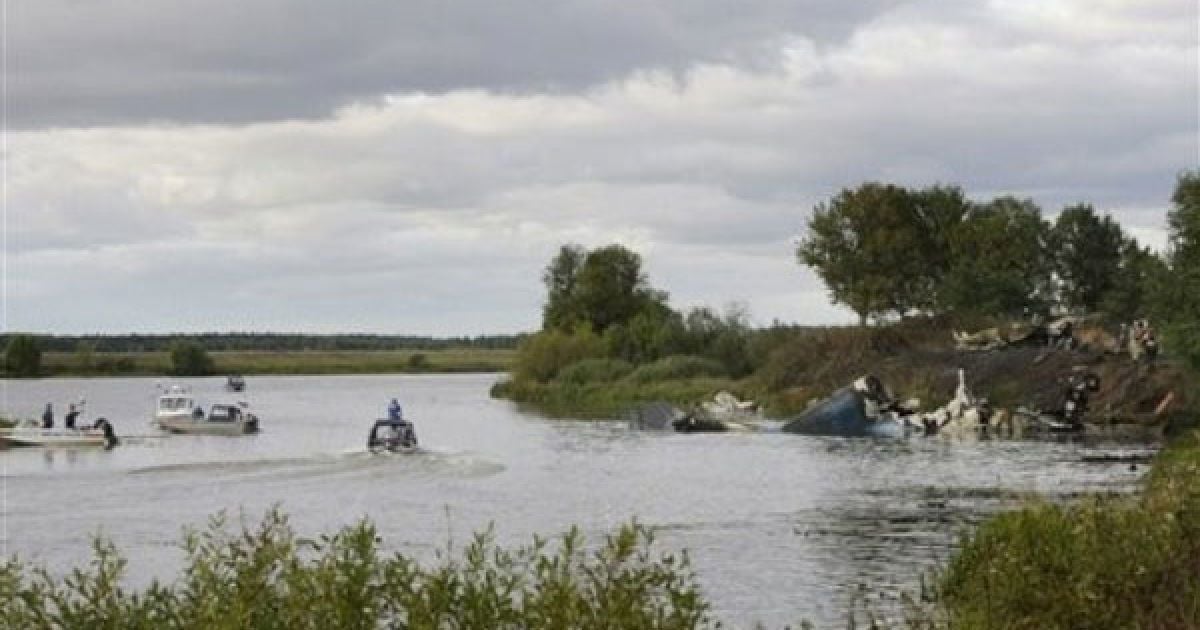 Під Ярославлем сталась авіакатастрофа літака Як-42, в результаті якої загинула хокейна команда "Локомотив".