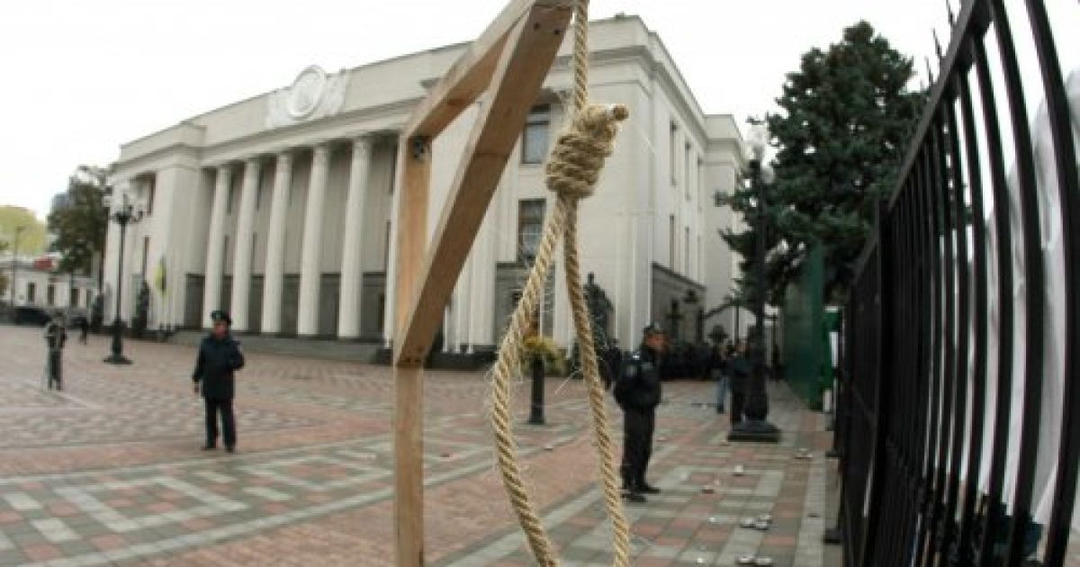 Сотні підприємців вийшли на "Марш порожніх гаманців" у Києві / © УНІАН