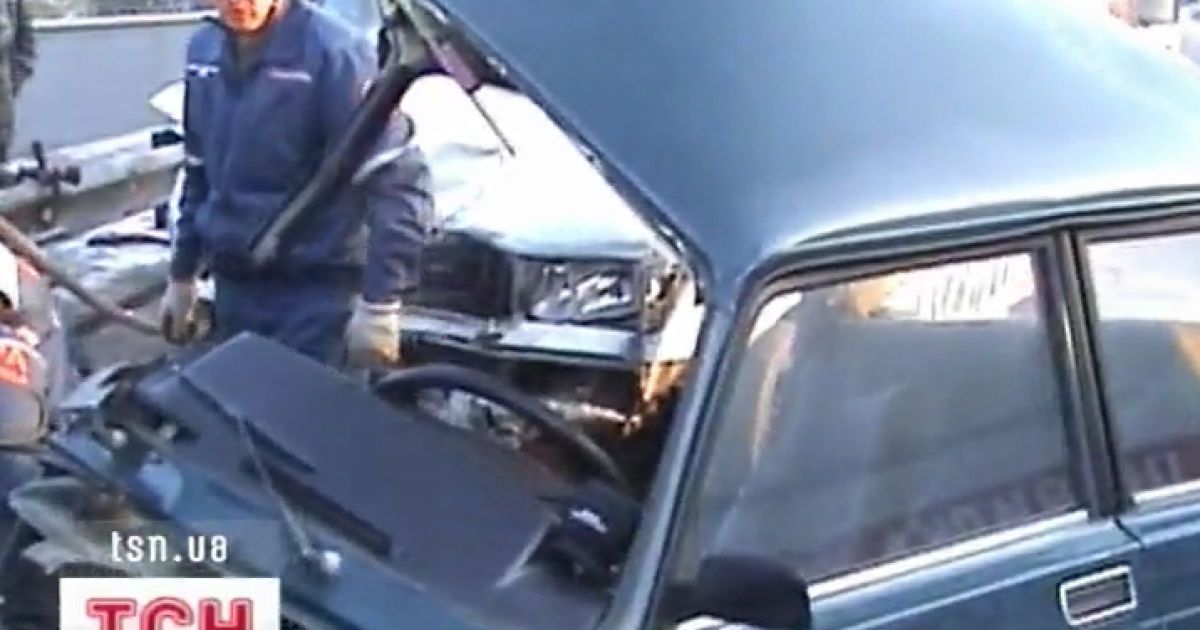 Жінка не впоралась із керуванням на слизькій дорозі