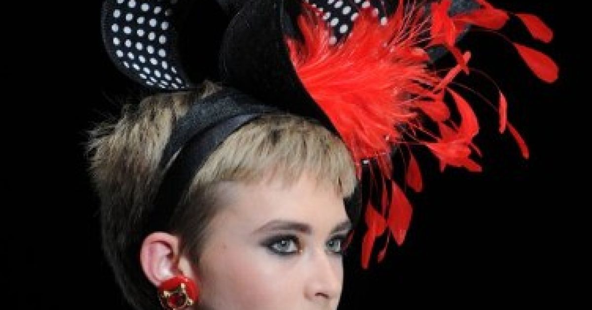 Ювілейний Mercedes-Benz Fashion Week Russia в Москві відкрив показ Слави Зайцева. / © AFP