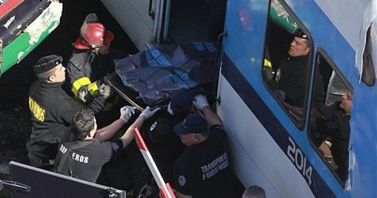 У зіткненні двох потягів і автобуса в Буенос-Айресі загинули більше 10 людей, більше 200 - отримали поранення / © daylife.com