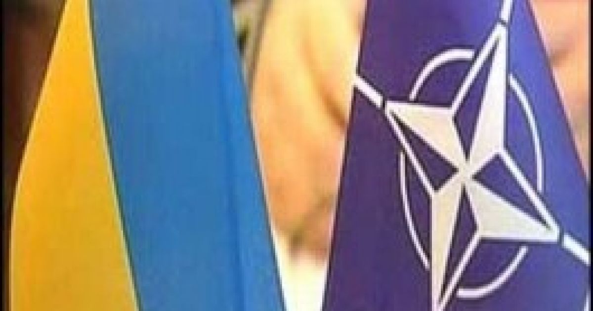 НАТО хоче допомогти Україні