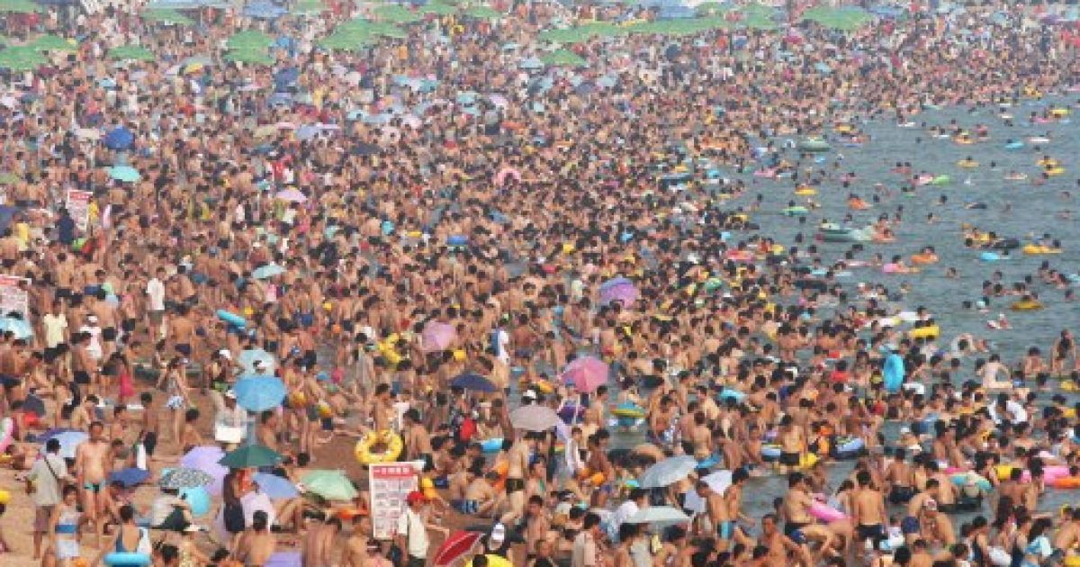 Китай. Населення Китаю становить быльше 1,34 мільярдів мешканців. / © AFP