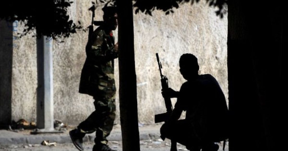 Наступ лівійських повстанців на Тріполі: захоплено більшу частину лівійської столиці, центральну площу міста і державне телебачення. / © AFP