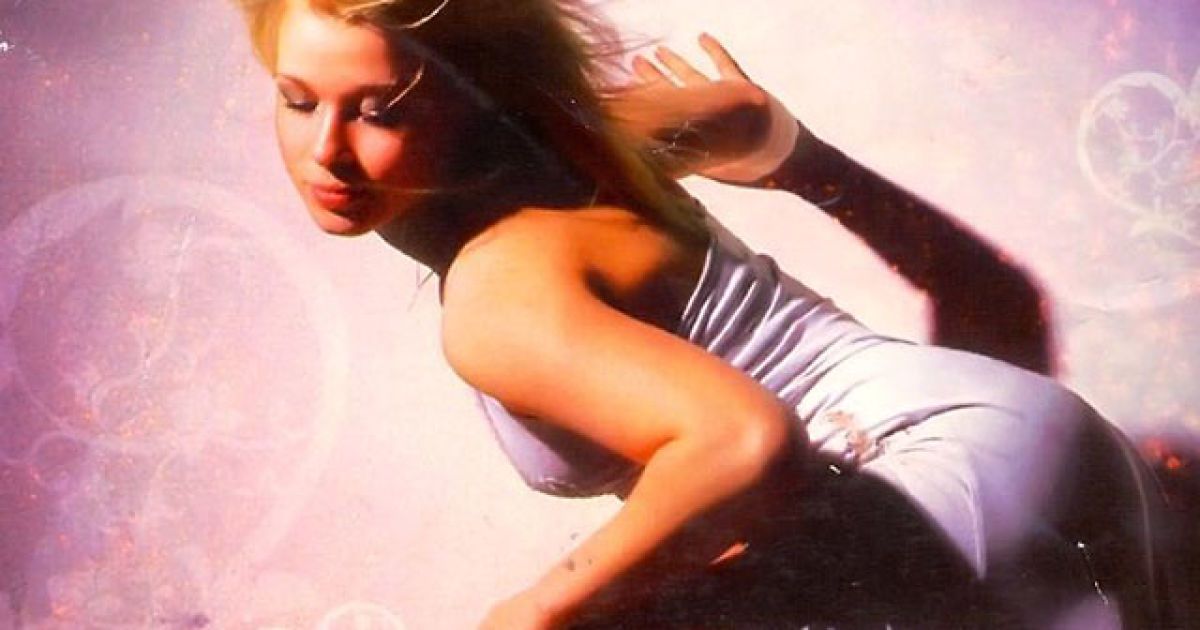 Стриптизерка зняла з банківської картки понад 400 тисяч