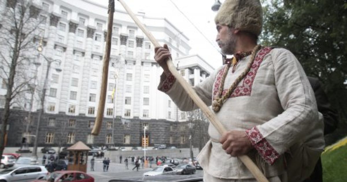 Близько півтори тисячі аграріїв пікетували Кабінет міністрів у Києві / © УНІАН