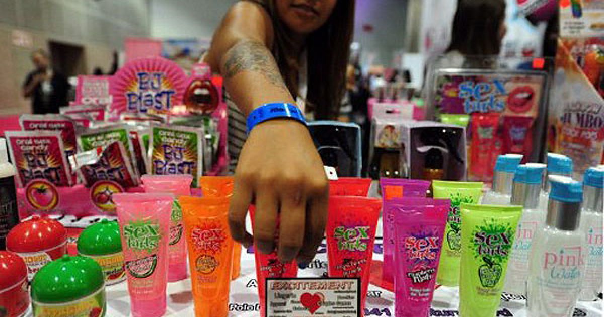 У Лос-Анджелесі проходить виставка товарів для дорослих Exxxotica Expo 2011 / © AFP