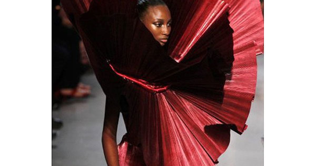 Paris Fashion Week 2011_4 / © AFP