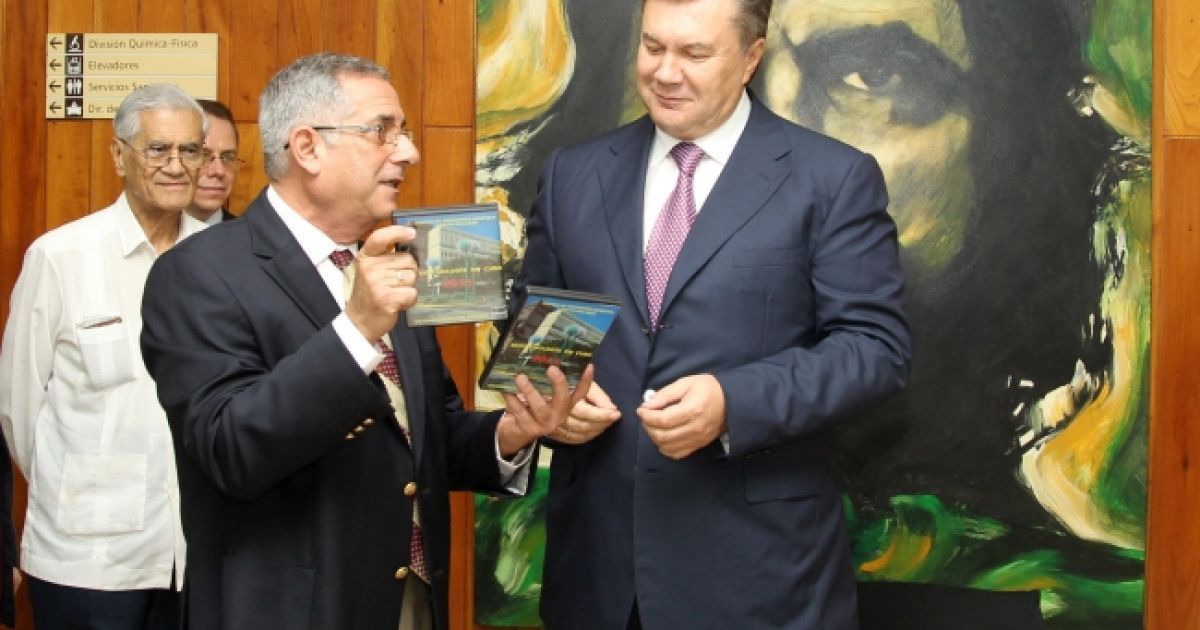 Віктор Янукович провів переговори з представниками кубинської влади / © President.gov.ua