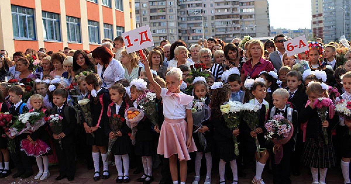 1 вересня президент України Віктор Янукович взяв участь у відкритті новозбудованої Київської інженерної гімназії. / © Офіційний сайт Президента України