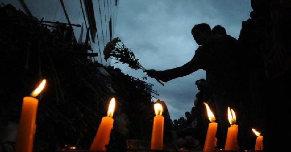 У Ярославській області почалася триденна жалоба за жертвами катастрофи Як-42. / © AFP