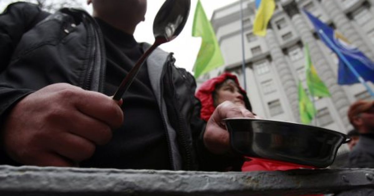 Сотні підприємців вийшли на "Марш порожніх гаманців" у Києві / © УНІАН