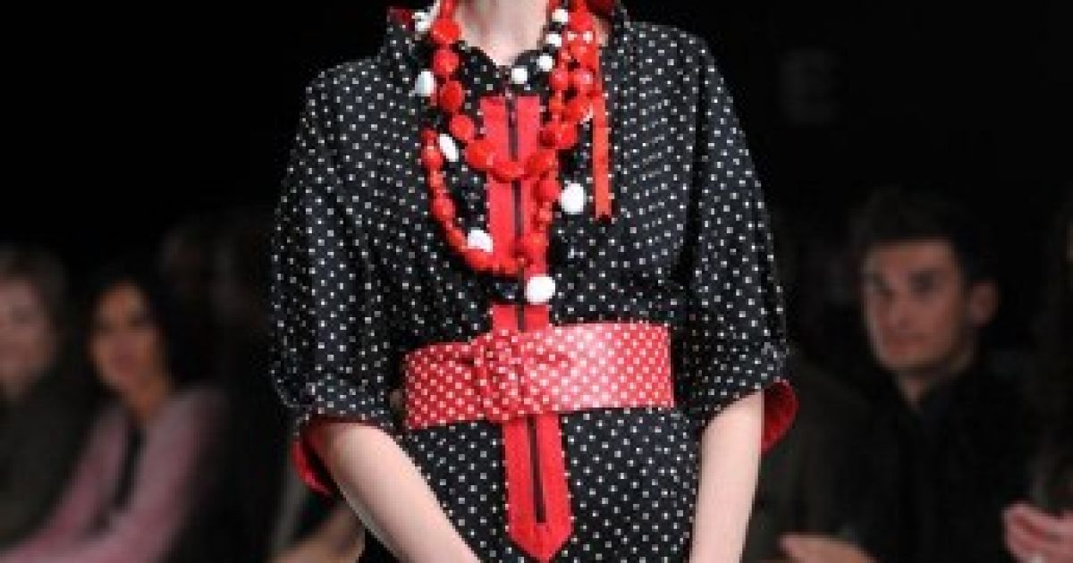 Ювілейний Mercedes-Benz Fashion Week Russia в Москві відкрив показ Слави Зайцева. / © AFP