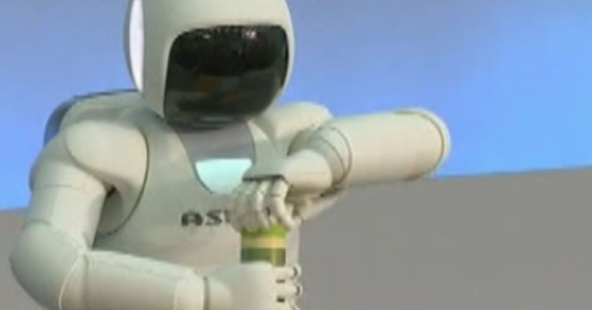 Японці представили робота Asimo, який допомагатиме в ядерній кризі