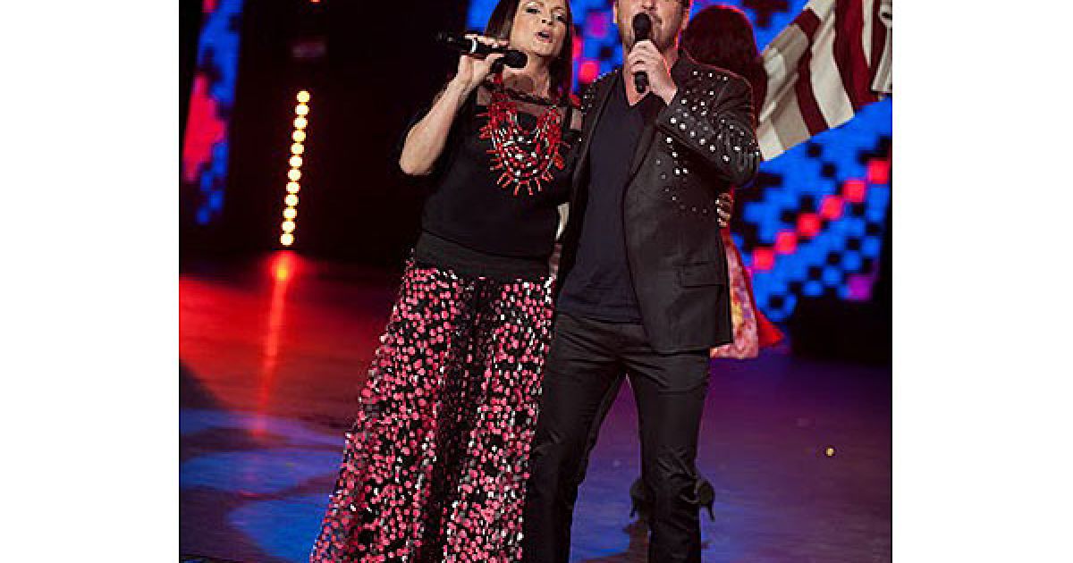 Софія Ротару і Олександр Пономарьов / © Crimea Music Fest 2011