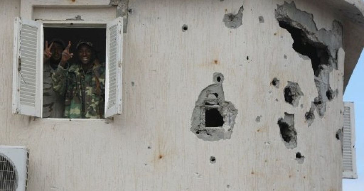 Лівійські повстанці заявили про смерть Муаммара Каддафі / © AFP