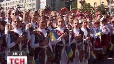 В Ивано-Франковске массово спели гимн Украины