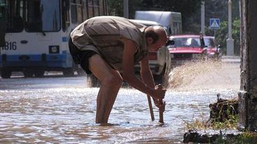 Маріуполь потерпає від сильних злив та повені / © УНІАН