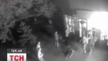 Депутат, девушка, драка и видео с камер наблюдения