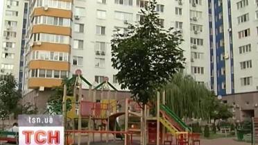 Черновецкий встречался с любовницей прямо на своем дворе