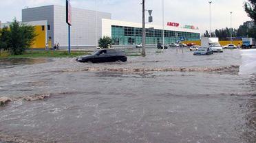 Маріуполь потерпає від сильних злив та повені / © УНІАН