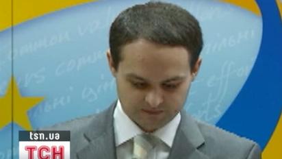 Генконсулу Росії подарували український розмовник, щоб не отруївся ліками