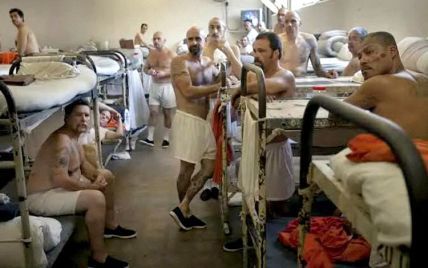 У Каліфорнії вирішили змусити в'язнів оплачувати нічліг у камері