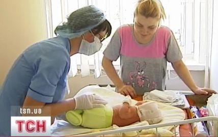 Українських немовлят рятують від туберкульозу гуманітарними вакцинами з Данії