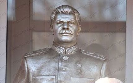 Націоналісти попередили, що пам'ятник Сталіну знову підірвуть