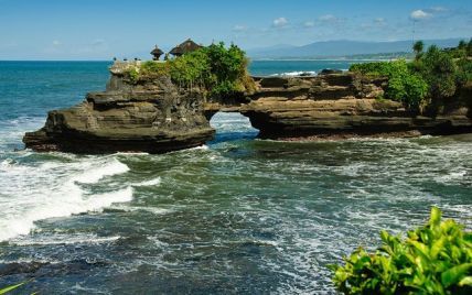Сильний землетрус стався біля курортного острова Балі