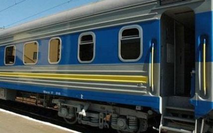 Потяг "Одеса-Київ" загубив 5 вагонів, пасажирів кинули на призволяще