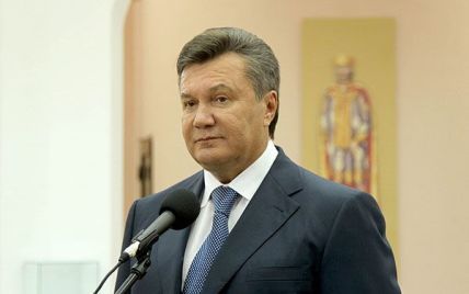 Янукович привітав Україну з Днем козацтва та згадав героїчних предків