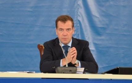 Медведєв підкине грошенят для порятунку єврозони
