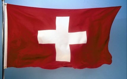 Мусульмани зажадали прибрати хрест з прапора Швейцарії