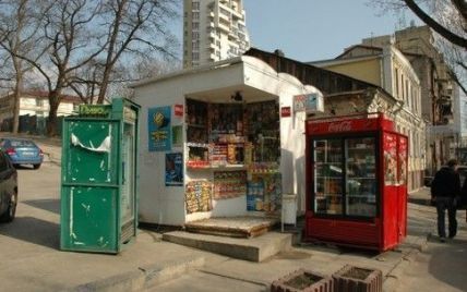 У Києві заборонили кіоски біля зупинок транспорту