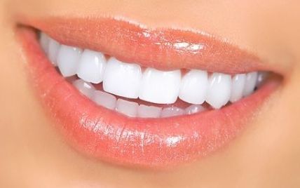 Стоматологи визнали зубні пасти від карієсу міфом