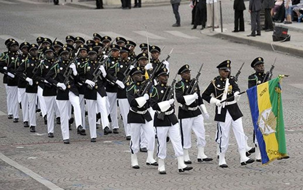 Солдати з Габону беруть участь у параді на честь Дня взяття Бастилії / © AFP