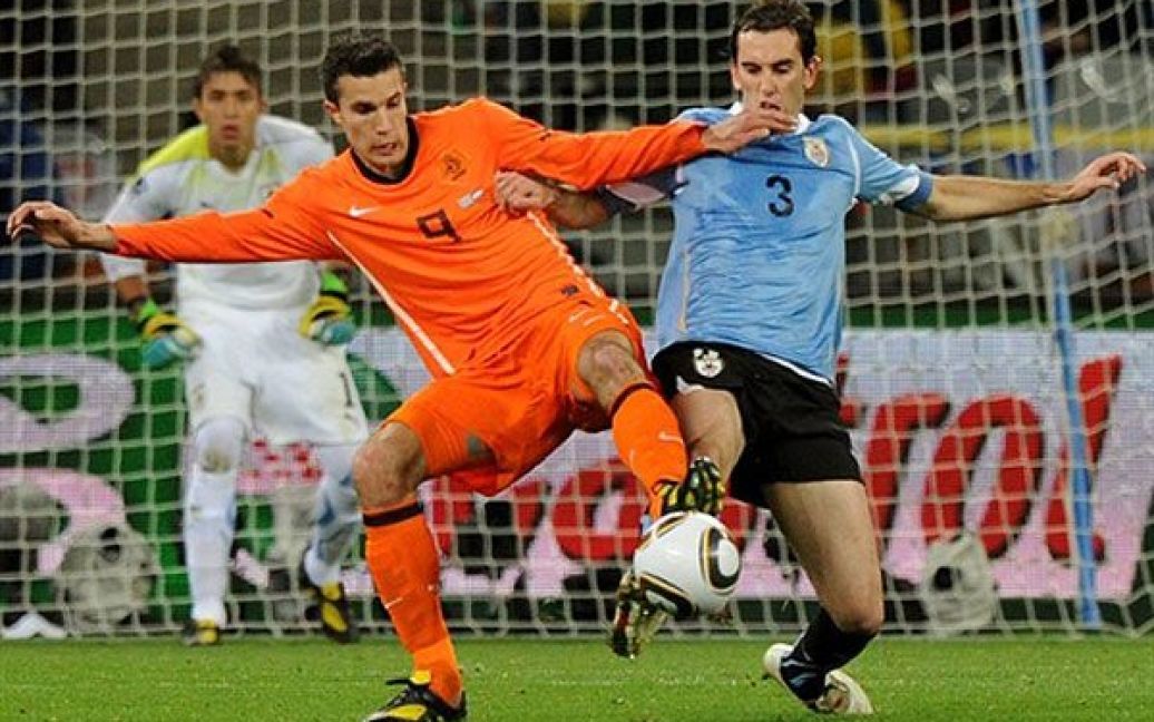 Збірна Нідерландів перемогла збірну Уругваю з рахунком 3:2 і вийшла у фінал Чемпіонату світу. / © AFP