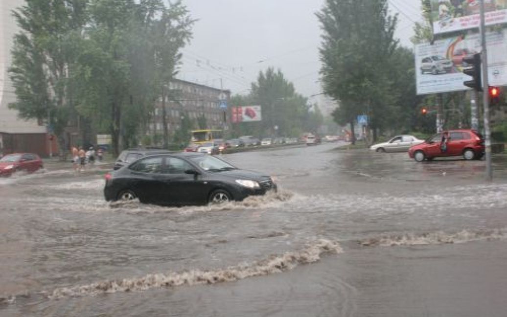 Запоріжжя затопила ураганна злива з градом / © Репортер Запоріжжя