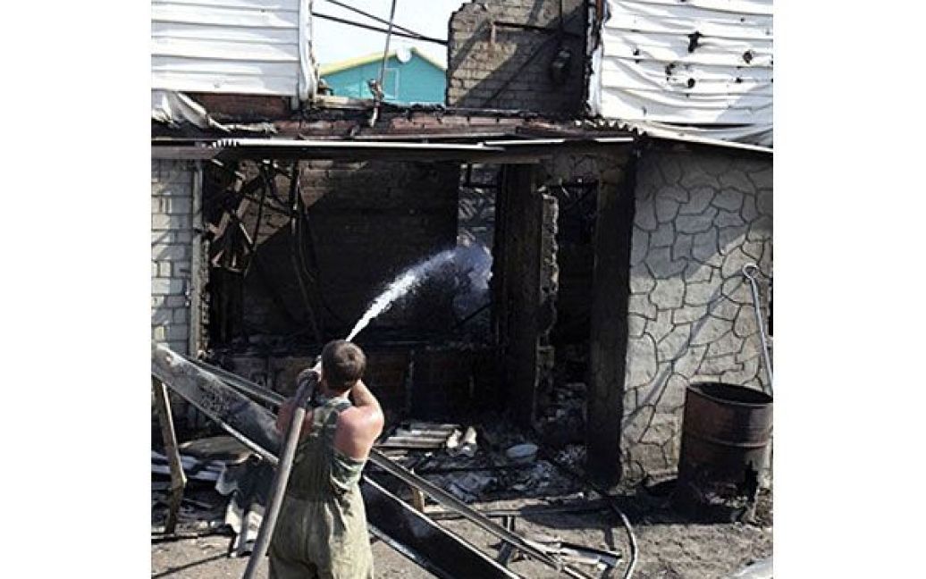За даними Міністерства регіонального розвитку РФ, вогонь вже залишив без даху над головою 2210 людей. / © AFP