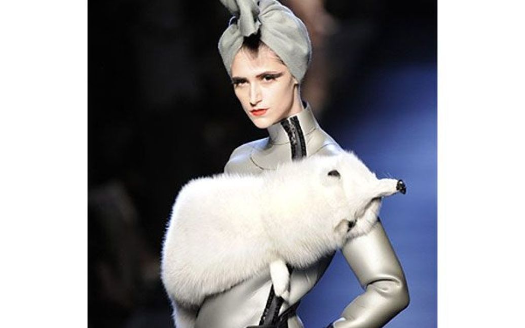 На Тижні високої моди у Парижі відбувся показ колекції Жан-Поля Готьє сезону осінь-зима 2010/2011 / © AFP