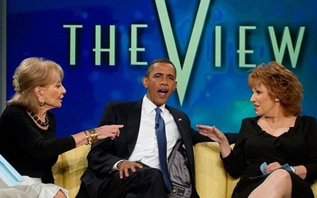 28.07. Нью-Йорк. Барак Обама взяв участь у популярному американському ток-шоу The View, яке виходить на каналі АВС. / © AFP