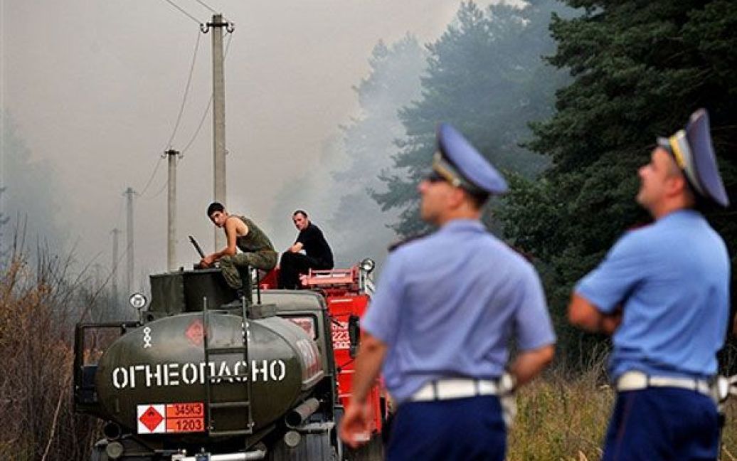Сюжет про те, як Путін бореться з вогнем, був широко розтиражований у російській пресі та на телебаченні. / © AFP