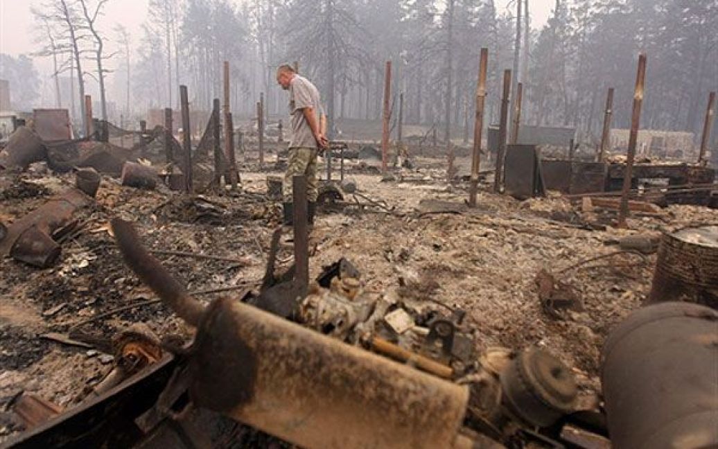 В даний час в країні продовжують діяти 438 пожеж, з них 57 вважаються великими. 273 пожежі локалізовано. / © AFP
